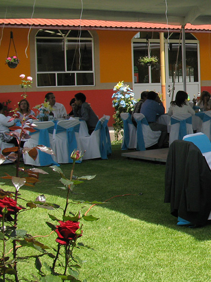 Salón con jardín de fiestas cerca de Texcoco
