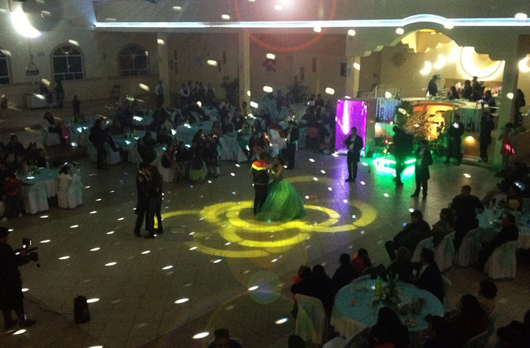 Salón económico en Tepetlaoxtoc